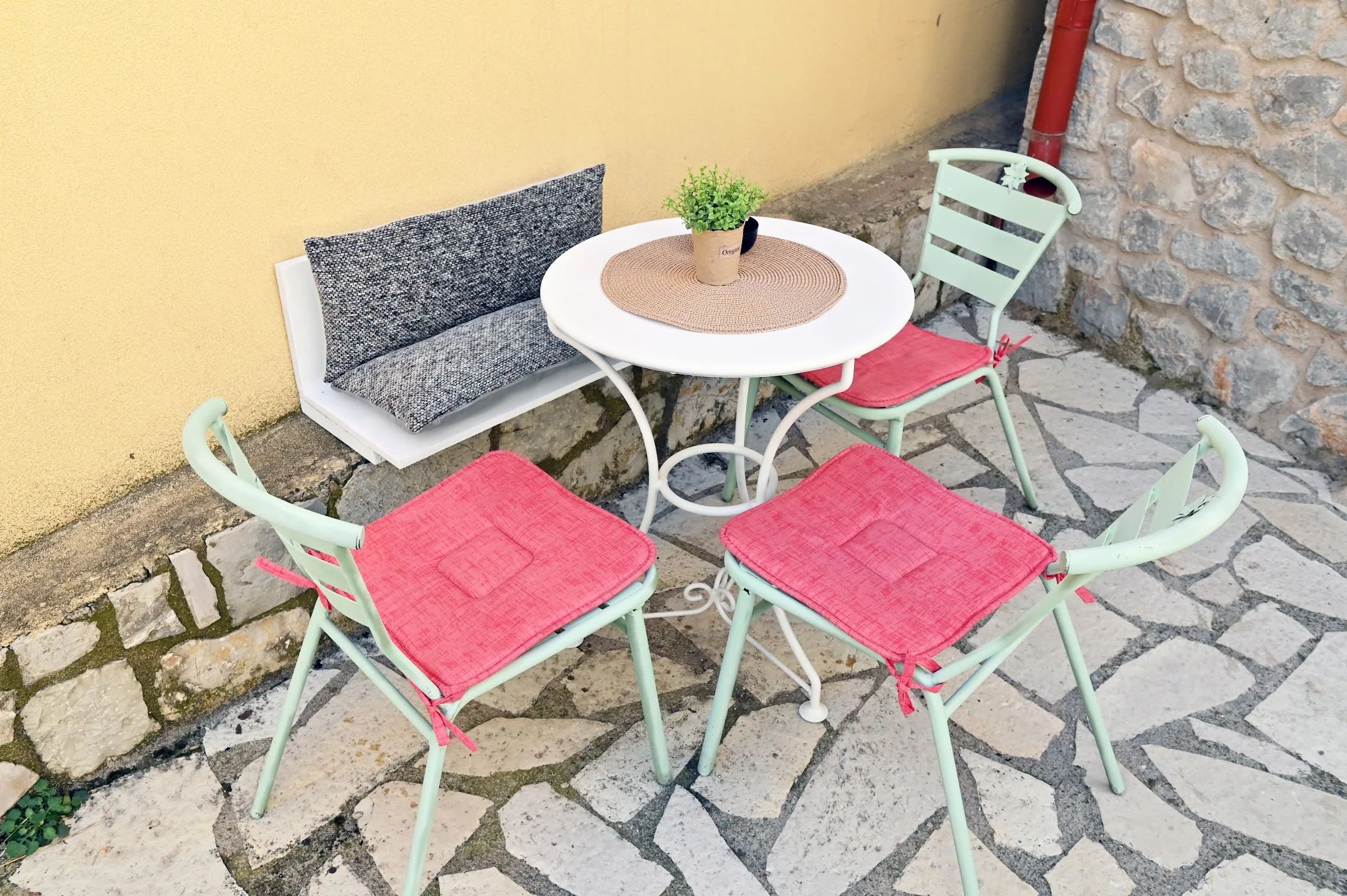Outdoor table and chairs in the courtyard